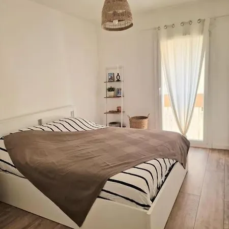 Cosy A 5 Min Des Plages Єр