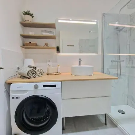 Cosy A 5 Min Des Plages Apartment