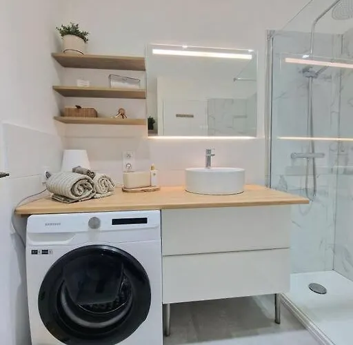 Cosy A 5 Min Des Plages Apartment